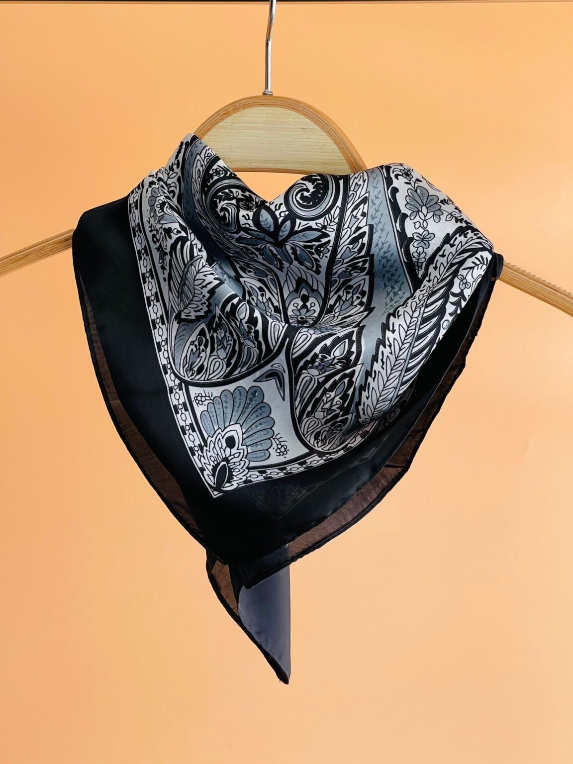 سكارف نقشة 2