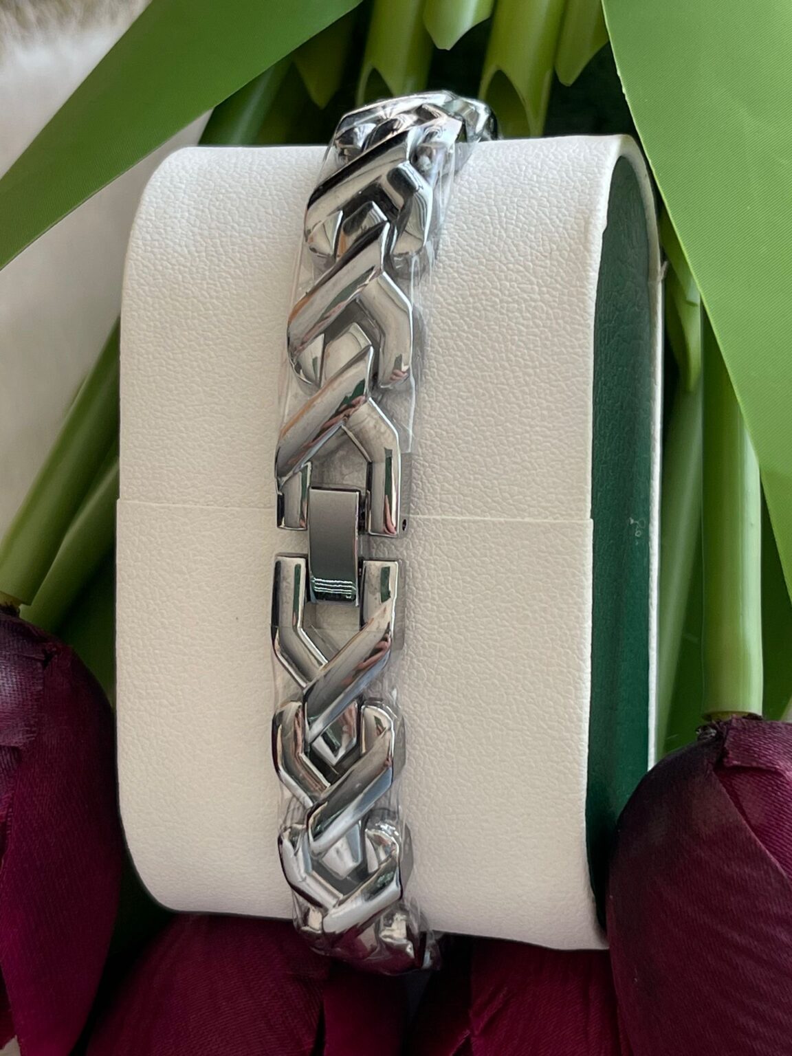 ساعة جوتشي✨لون سلفر✨