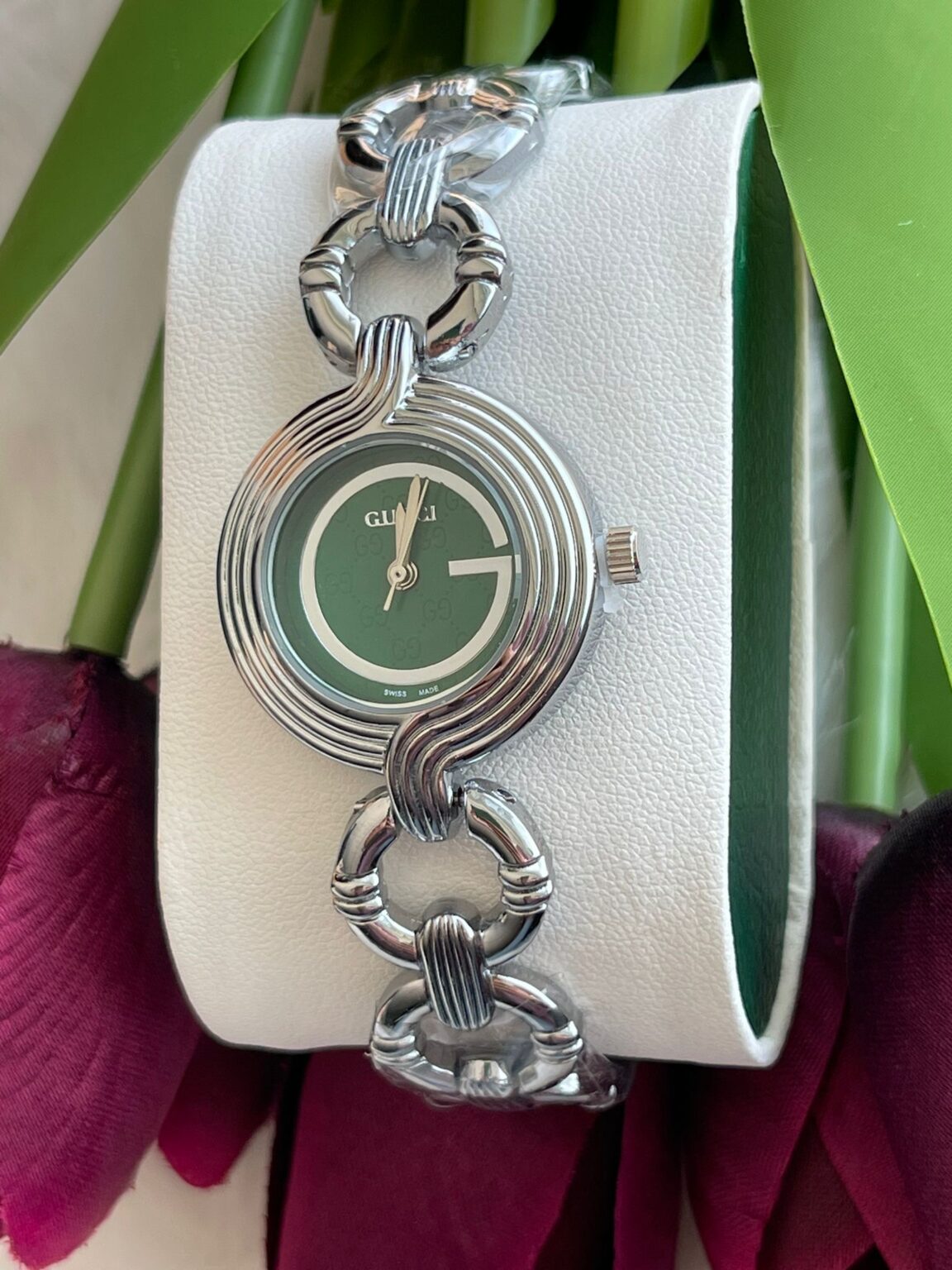 ساعة جوتشي✨لون سلفر✨