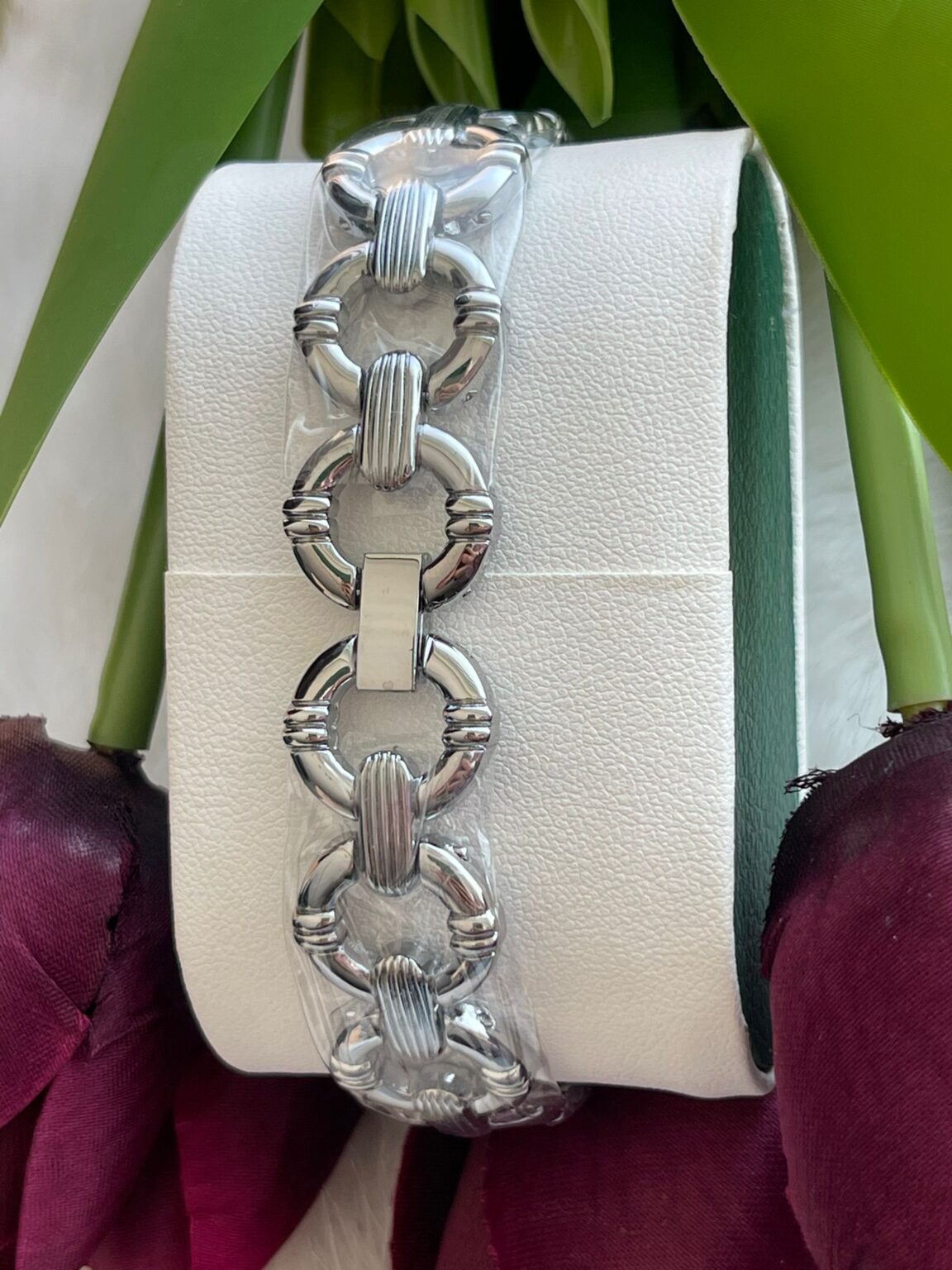 ساعة جوتشي✨لون سلفر✨