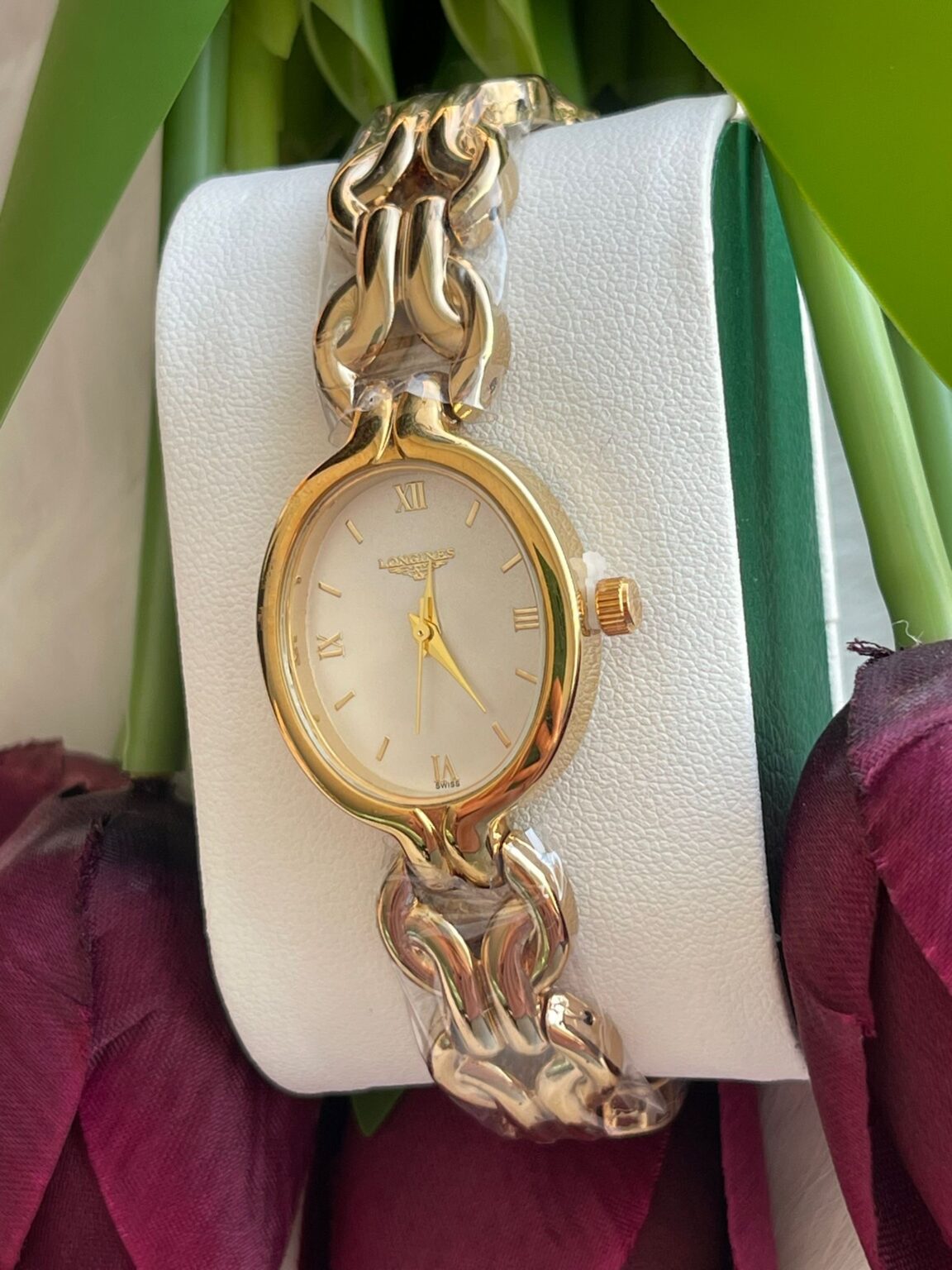 ساعة لونجين✨لون ذهبي✨