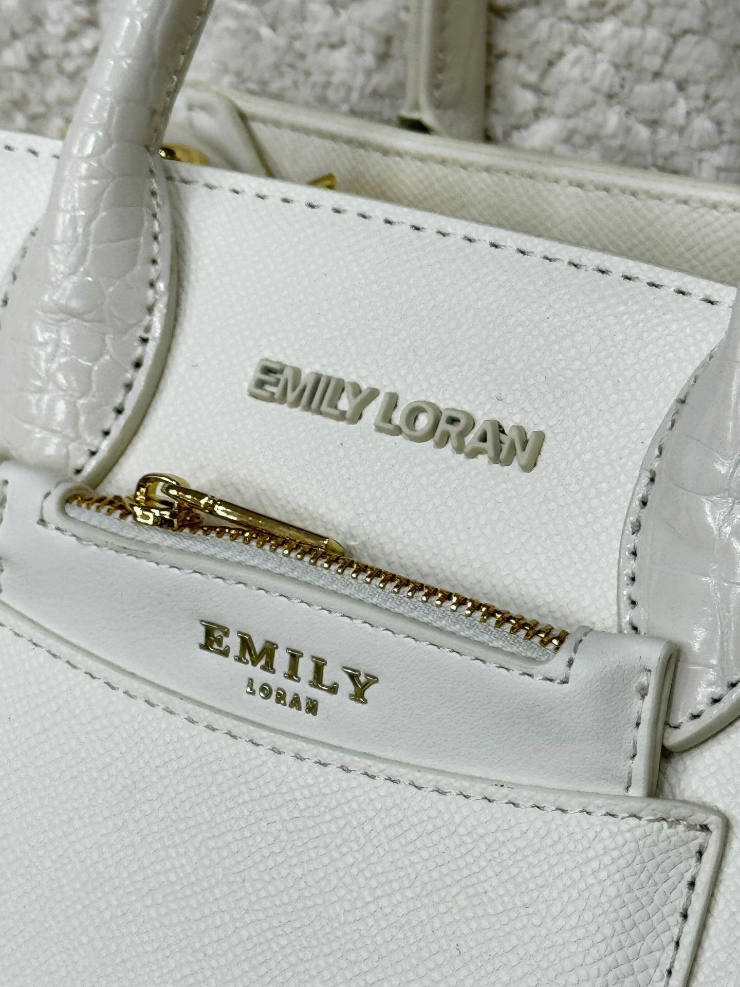 ايميلي لوران قاعدة 21 سم