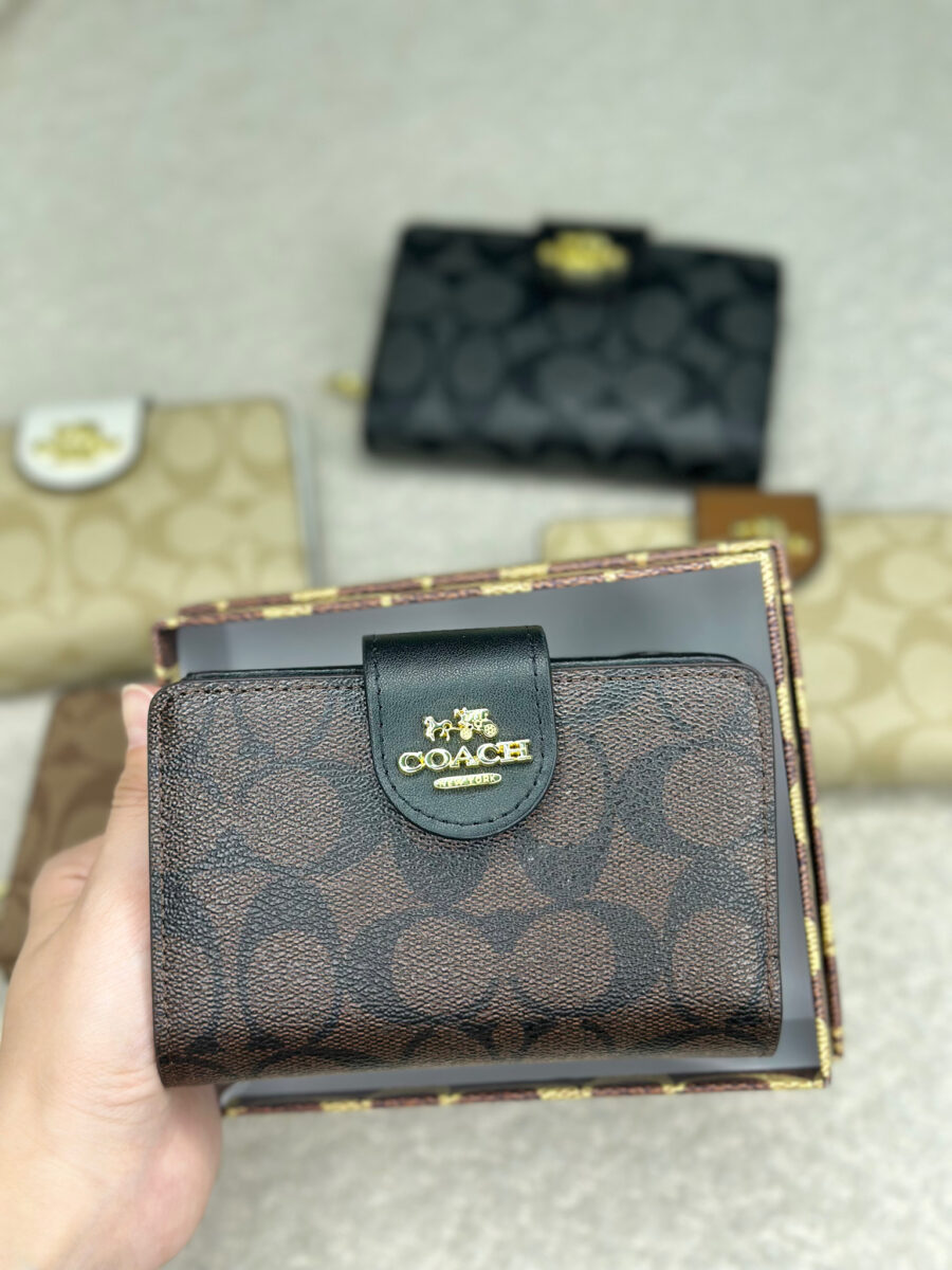 جزان من كوتش حجم وسط مع بوكس