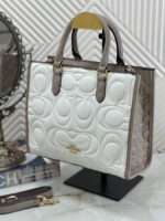 شنطة من كوتش قاعدة 26 سم