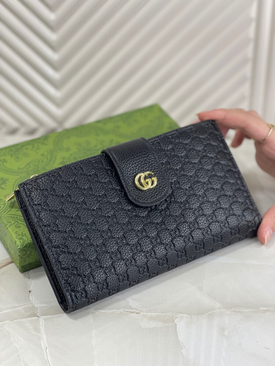 جزدان من جوتشي حجم كبير مع بوكس