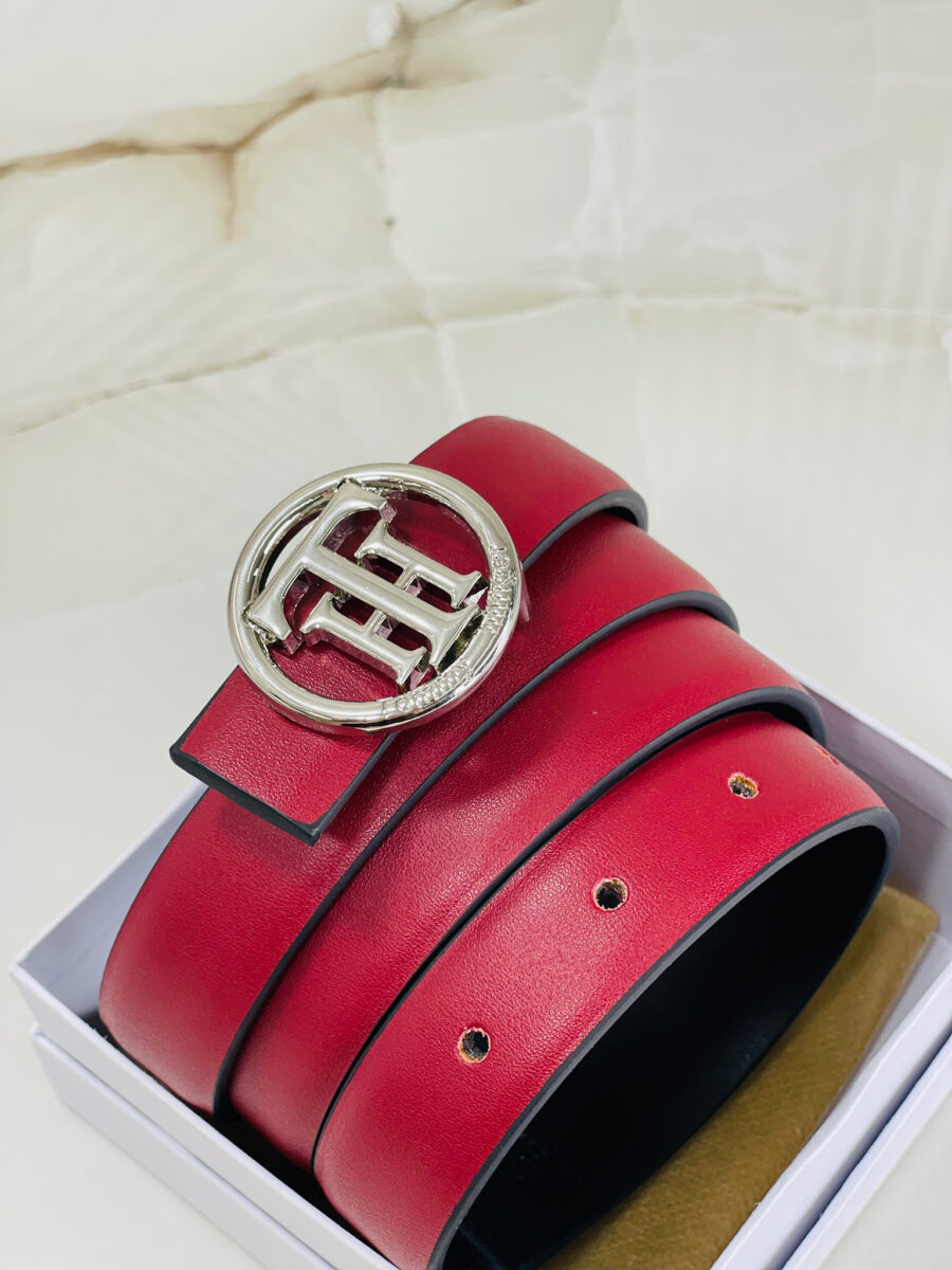 قشط من تومي مع بوكس - لون خمري هاردوير فضي