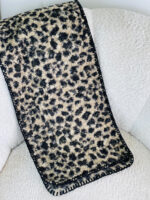 سكارف كتف شتوي