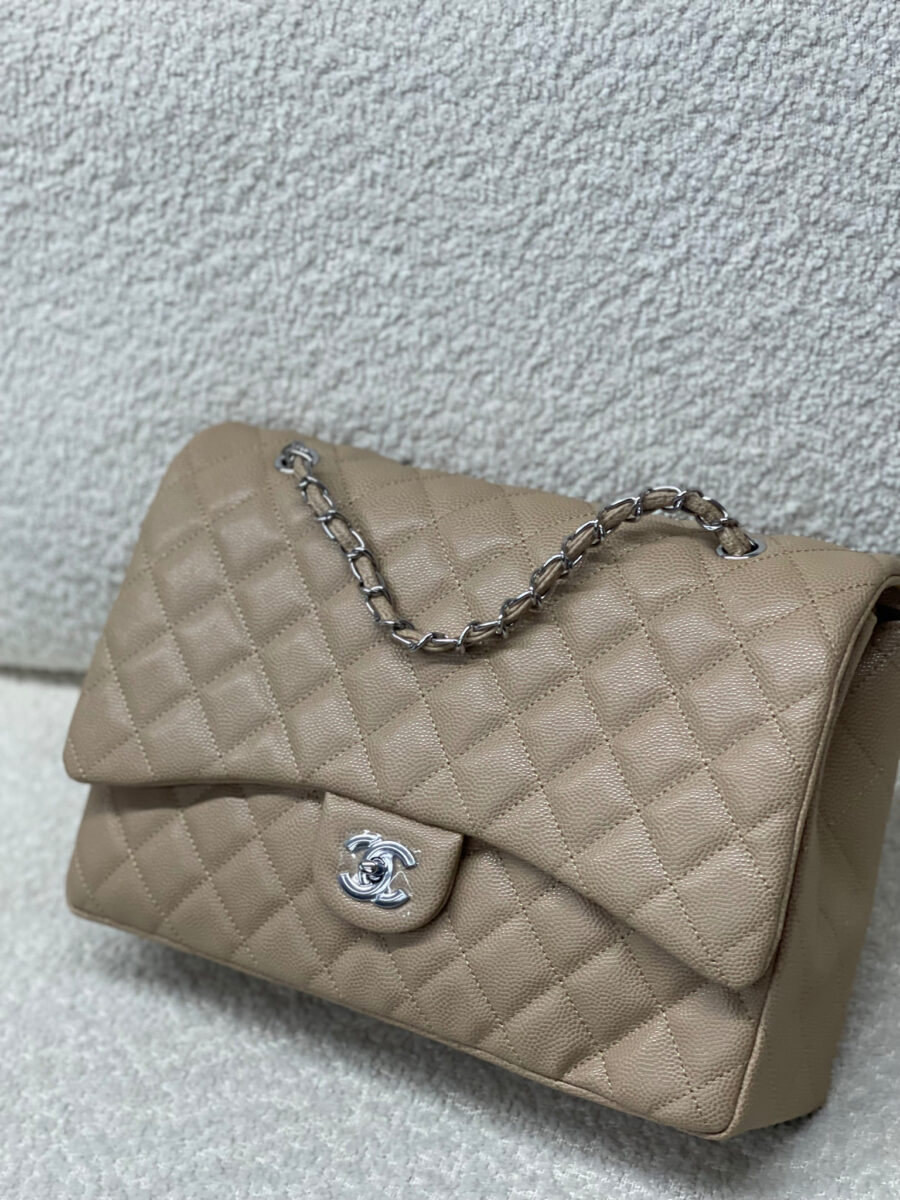 شنطة من شانيل قاعدة 35 سم جلد كافيار - لون بيج