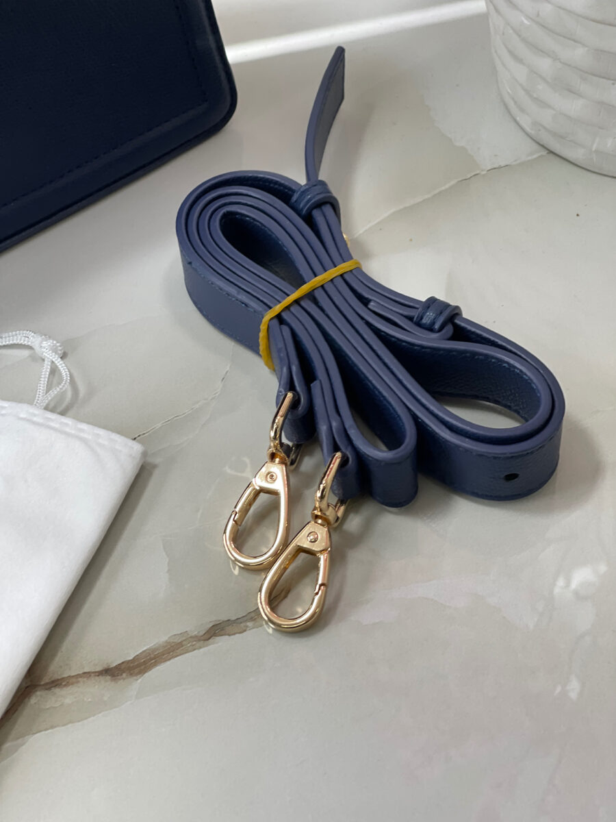 كروس من تومي قاعدة 25 سم - لون كحلي